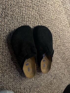 NEW! Boston Soft Footbed Suede Black Birkenstock Clogs